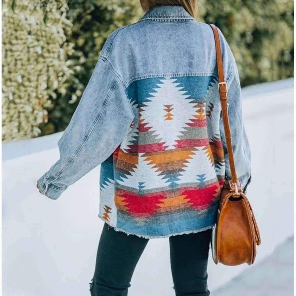 Women's Blanket Denim Jacket Size L Boho Southwestern Aztec Shacket Cowgirl EUC
